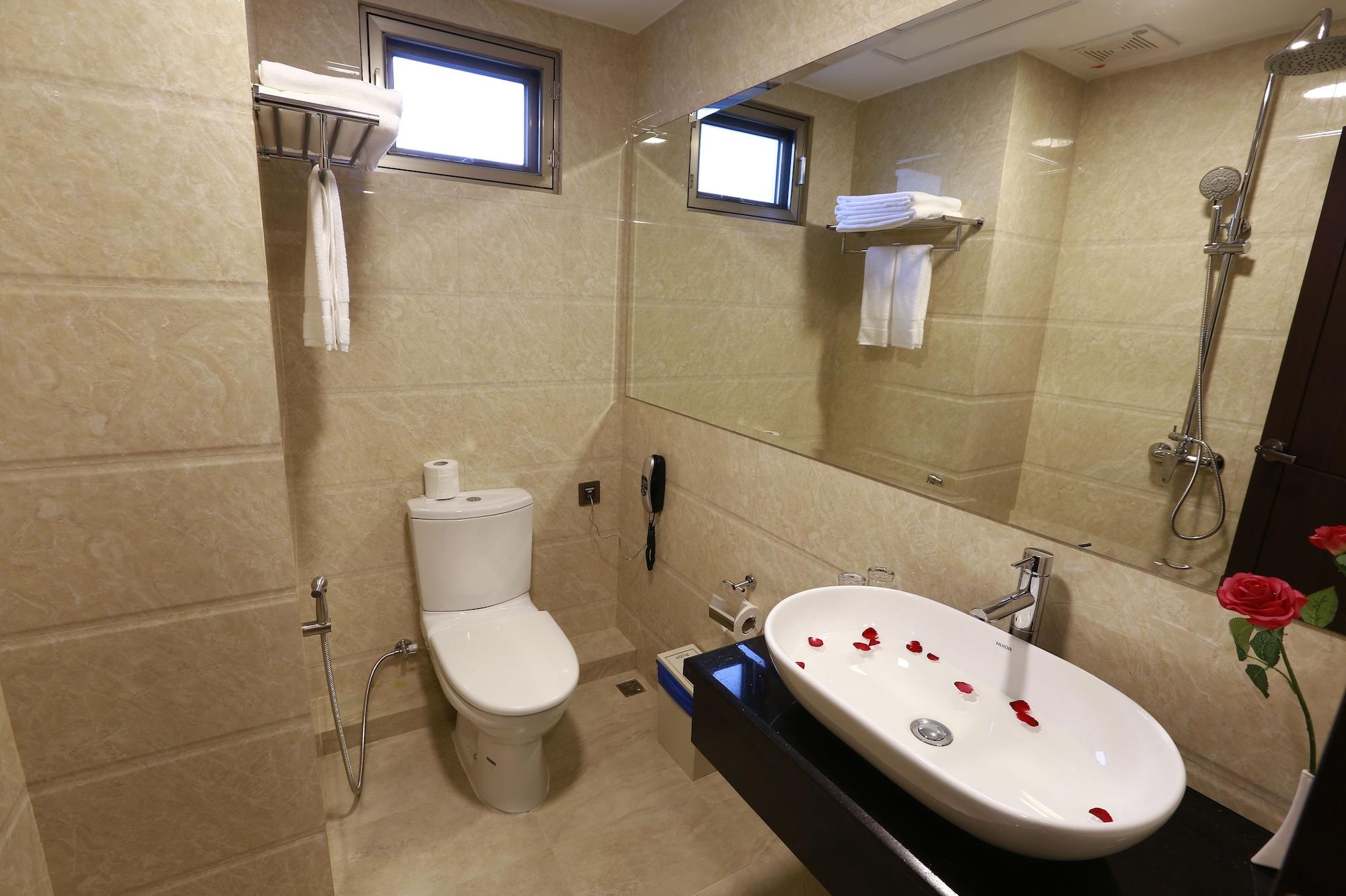 Rose Palace Hotel Rangun Kültér fotó