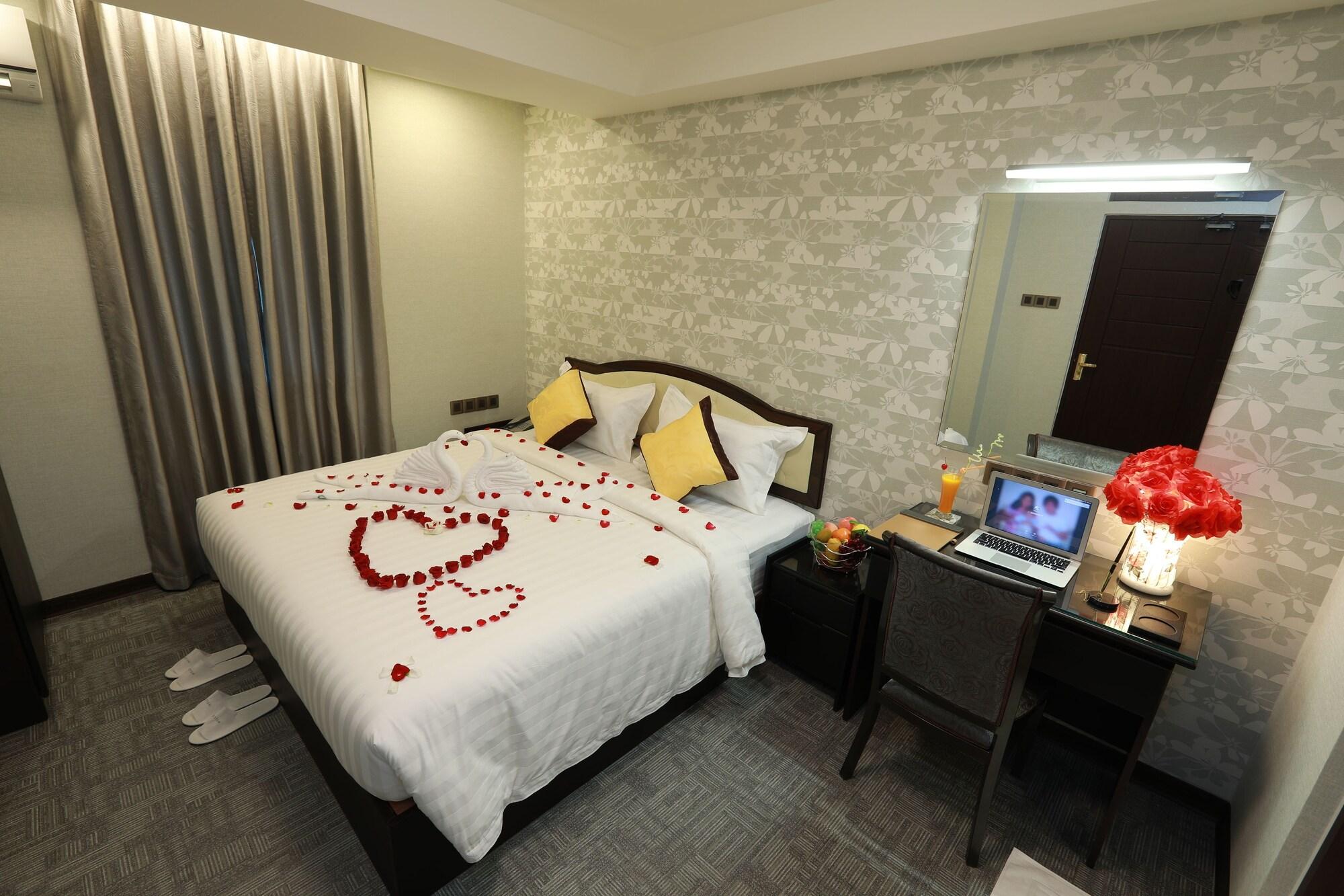 Rose Palace Hotel Rangun Kültér fotó