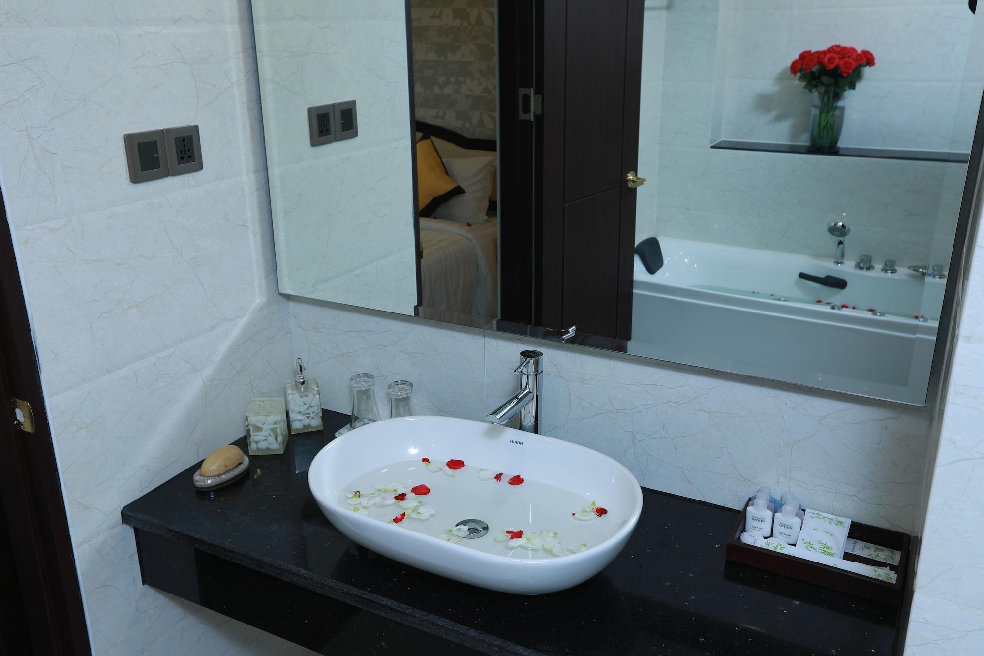 Rose Palace Hotel Rangun Kültér fotó