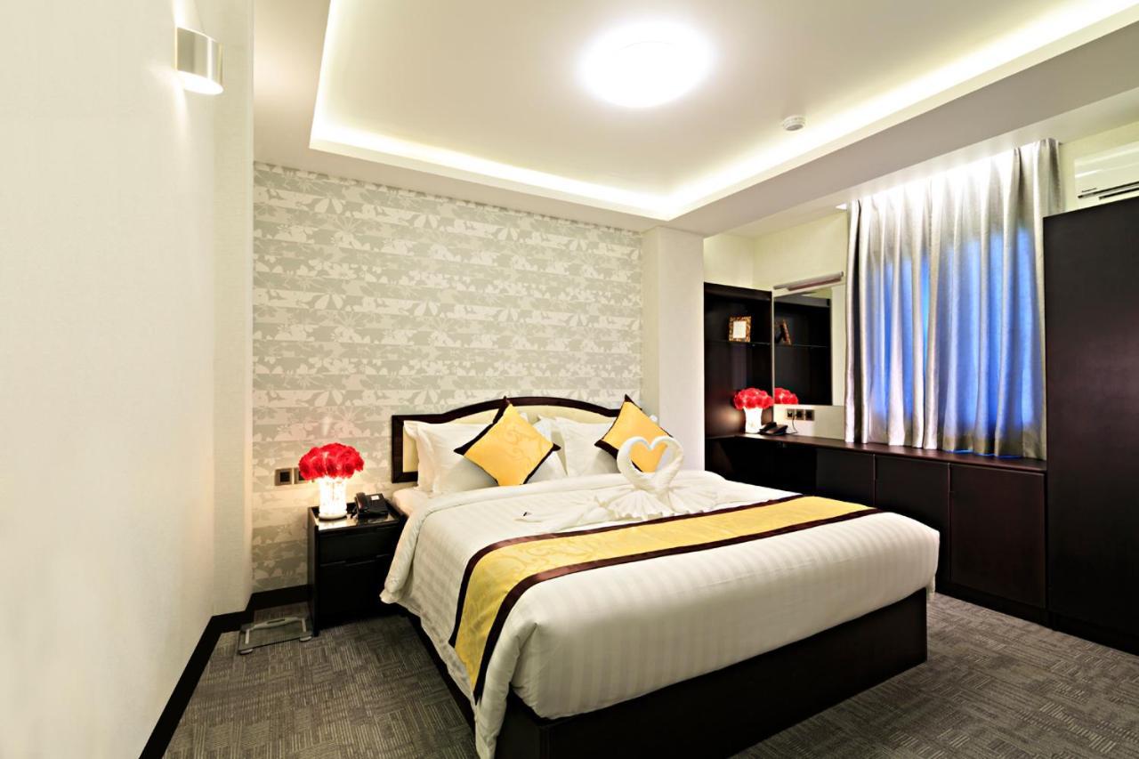 Rose Palace Hotel Rangun Kültér fotó